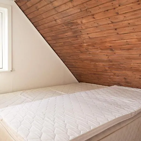 7 Person In Aakirkeby Holiday home Akirkeby
